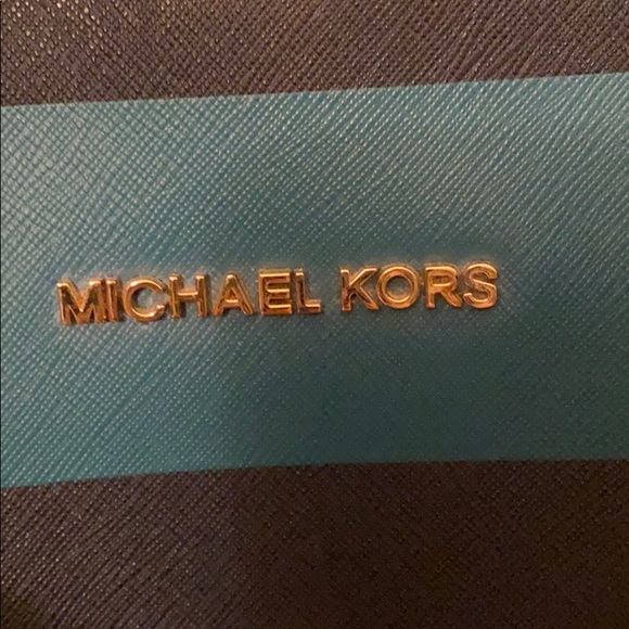 Leather Michael Kors Jet Set travel Saffiano bag - Picture 5 of 5